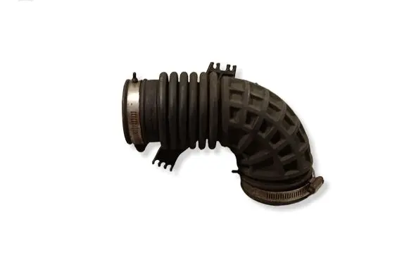 Nissan Navara D40 Air intake hose/pipe 2100543