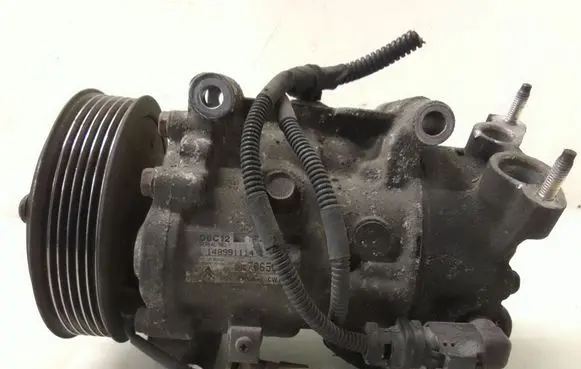 Peugeot 308 Air conditioning (A/C) compressor (pump) 9678656080