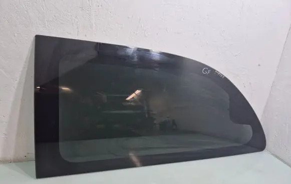 Chrysler Voyager Rear side window 