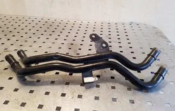 Land Rover Range Rover Sport L320 Engine coolant pipe/hose