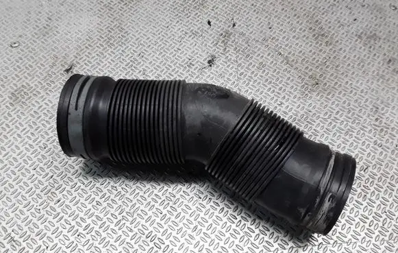 Volkswagen Polo III 6N 6N2 6NF Air intake duct part 6Q0129684C
