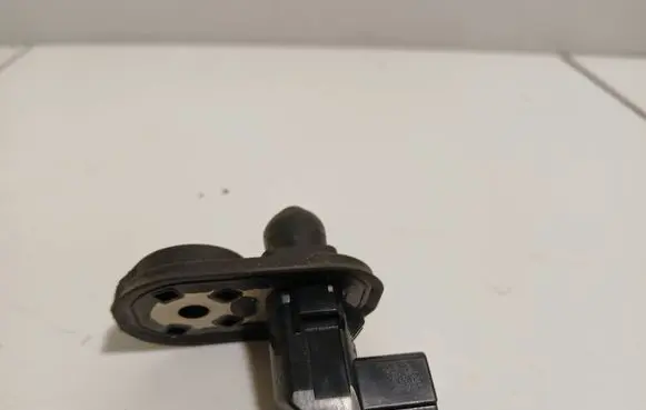 Honda CR-V Rear door sensor Cs154