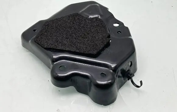 Nissan Navara D23 Fuel pump bracket 166347195R