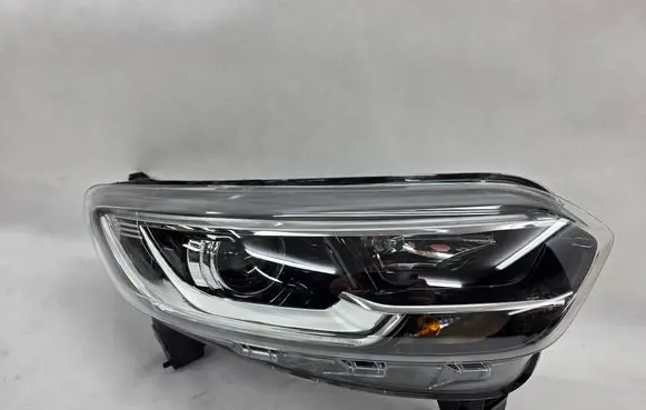 Renault Kadjar Headlight/headlamp 260103903R