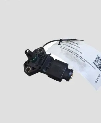 Volkswagen Golf VII Air pressure sensor 0281002977 03G906051E