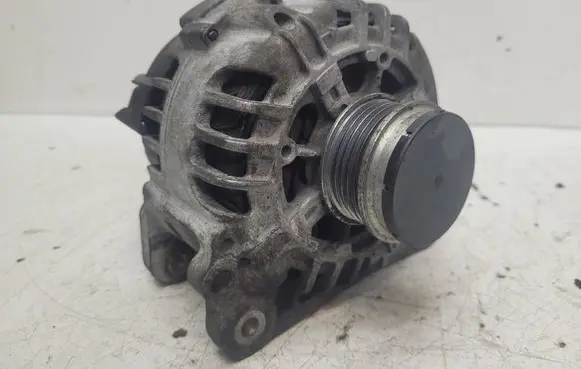 Skoda Superb B5 (3U) Generator/alternator 028903031A 104043369