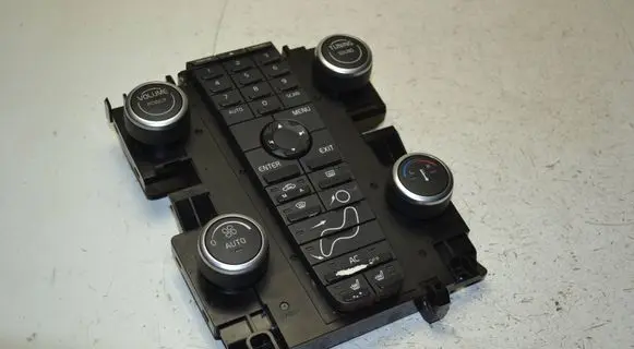 Volvo C30 Climate control unit 30782540