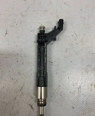 Audi Q5 SQ5 Fuel injector 06M906036K