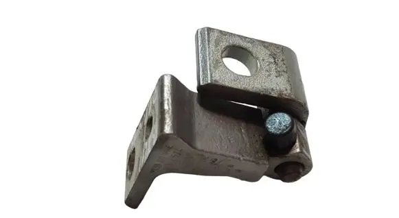 Volkswagen PASSAT B8 Front door upper hinge 8X0831404E
