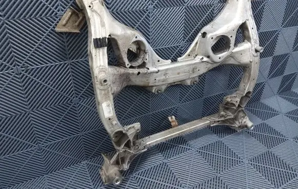BMW 5 F10 F11 Front subframe 31116796693 6796693 470398171