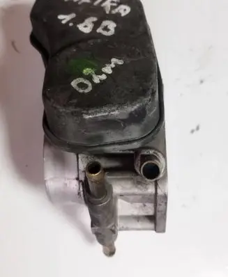 Opel Zafira A Throttle valve 25177983