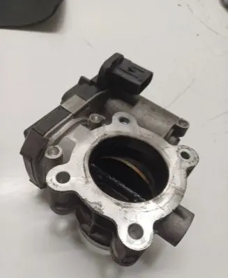 Opel Insignia A Throttle valve 55570009DB