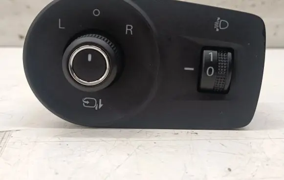 MG ZS Wing mirror switch 10003589
