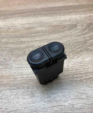 Volkswagen Sharan Windscreen/window heater switch 7M0959621B