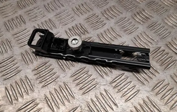 Audi Q3 F3 Seat belt adjustment motor 4M0857819