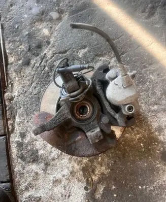 Fiat Doblo Front wheel hub spindle knuckle 656