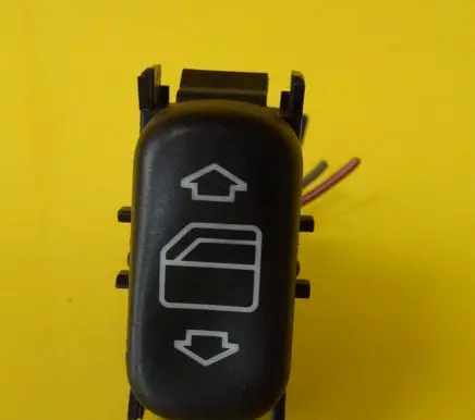 Mercedes-Benz E W210 Electric window control switch 2108200510KZ