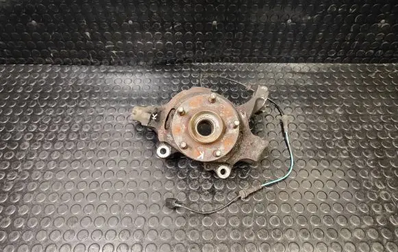 Nissan Murano Z51 Front wheel hub spindle knuckle