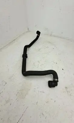 BMW iX Engine coolant pipe/hose 8833637