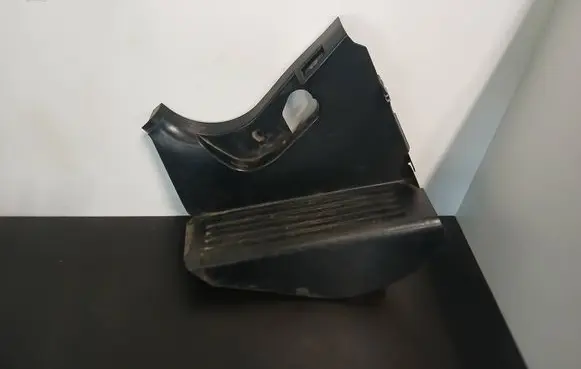 BMW 5 E39 Foot area side trim 51438159517