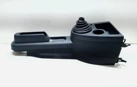 Ford Fusion Center console 2S6X-A044C74