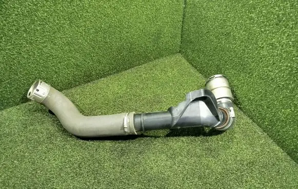 Renault Master III Intercooler hose/pipe 1265831S0 22438