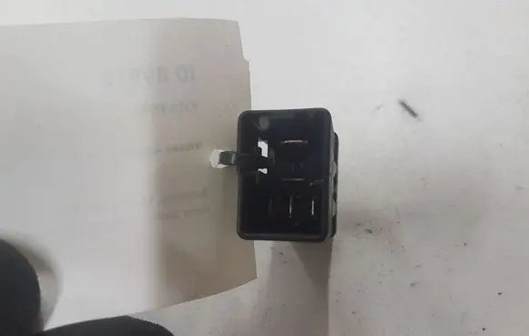 Nissan Almera N16 Other relay 4RD00781404
