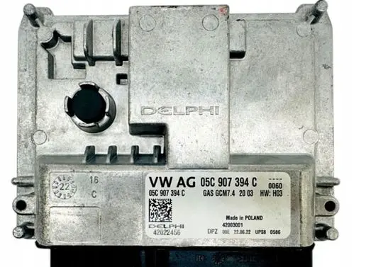 Volkswagen Golf VIII Engine control unit/module 05C907394C