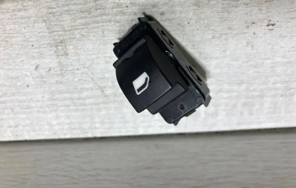 Opel Crossland X Electric window control switch 13483539