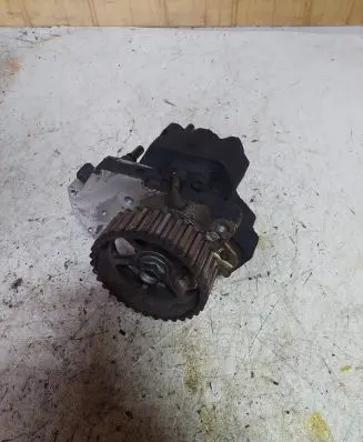 Renault Scenic II - Grand scenic II Fuel injection high pressure pump 8200108225 0445010075