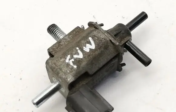 Mazda 3 II Turbo solenoid valve K5T48179