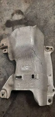 Renault Trafic III (X82) Exhaust heat shield 747615474R 93455371