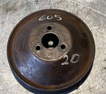 Mercedes-Benz E W124 Power steering pump pulley 2014600479