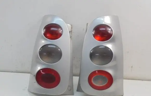 Smart ForTwo I Rear/tail lights 253033L