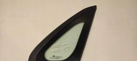 Hyundai i30 Rear side window