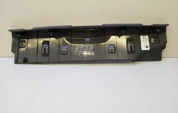 BMW 7 F01 F02 F03 F04 Tailgate/boot lid lock trim 911334013 9113340 13648811