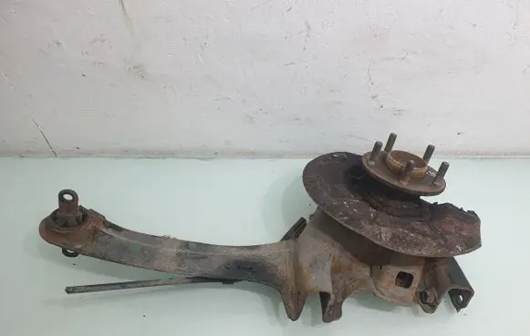 Volvo V50 Rear wheel hub