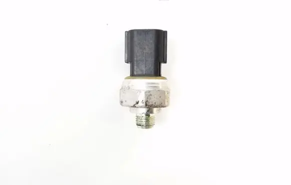 Infiniti Q50 Air conditioning (A/C) pressure sensor 921361FA0A