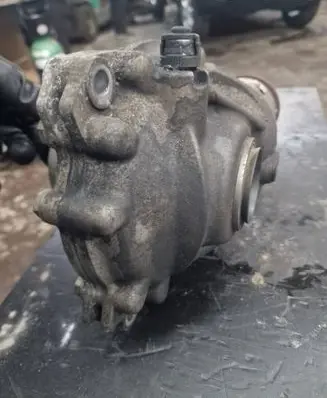 BMW 3 F30 F35 F31 Front differential 7578157 0015071400300009 EA8203256