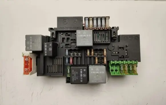 Mercedes-Benz S W222 Fuse module A2229066801