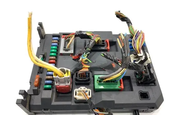 Peugeot 207 Other control units/modules 9664983080