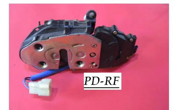 KIA Carnival Front door lock A045777