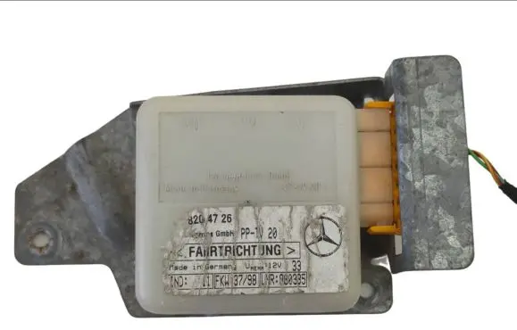 Mercedes-Benz CLK A208 C208 Alarm control unit/module A2028204726