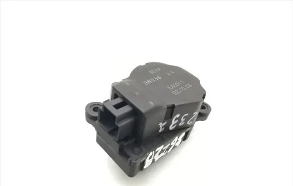 Renault Master II Air flap motor/actuator B8036