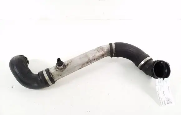 Intercooler hose/pipe