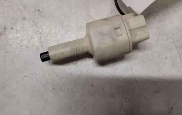 Toyota Corolla Verso AR10 Brake pedal sensor switch 2701P44