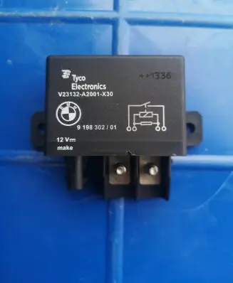 BMW 7 F01 F02 F03 F04 Coolant fan relay 9198302 V23132A2001X30