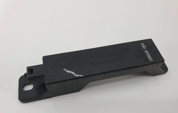 Chrysler Town u0026 Country V Aerial antenna amplifier 68072019AA
