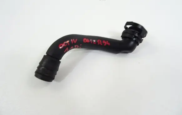 Skoda Octavia Mk4 Breather hose/pipe 5Q0129637C