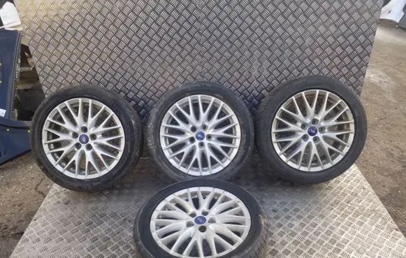 Ford Focus R17 alloy rim BM5J1007DB